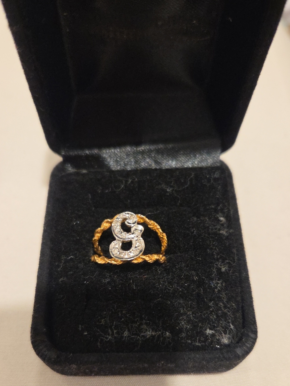 Vintage Cursive 'G' Ring